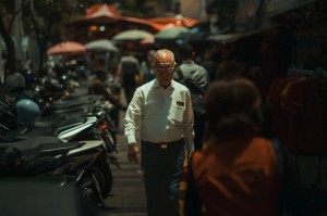 LIGHT LENS LAB M 75mm f/2 SPII