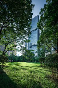 Tilt-Shift 17mm f/4 ASPH.