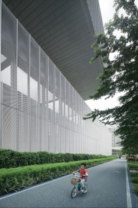 Tilt-Shift 17mm f/4 ASPH.